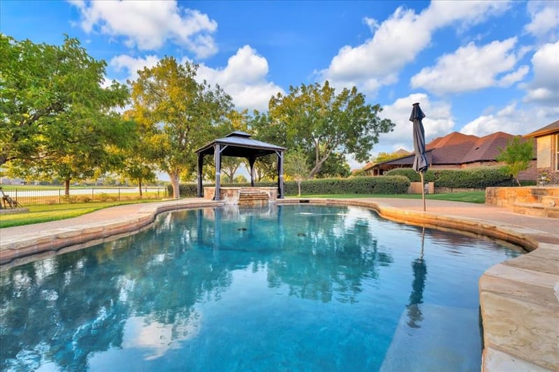 6410 Pinehurst Drive, Granbury TX 76049 - Photo 33