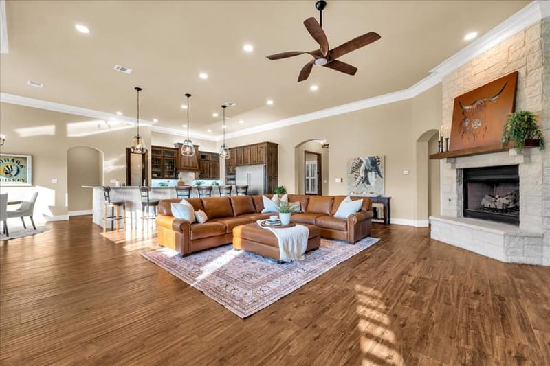 6410 Pinehurst Drive, Granbury TX 76049 - Photo 11