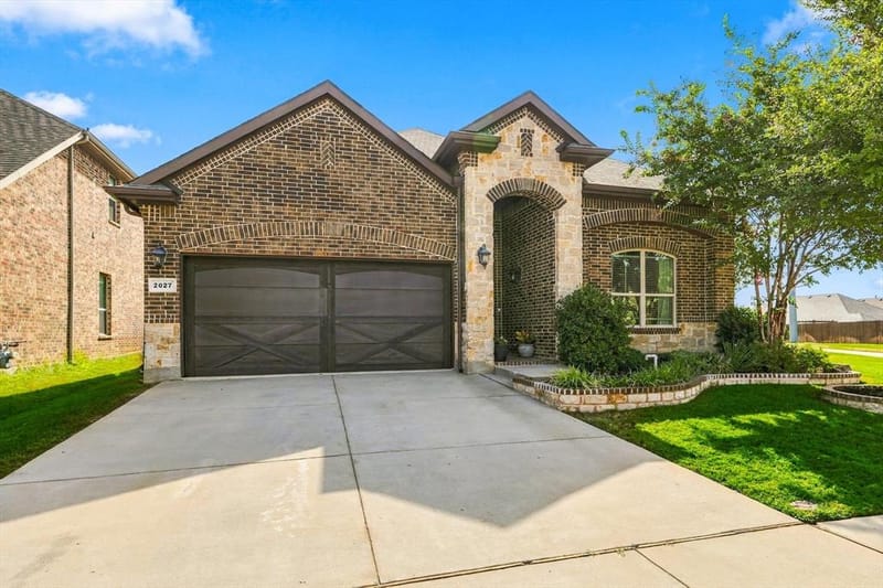 2027 San Marino Lane, Lewisville TX 75077