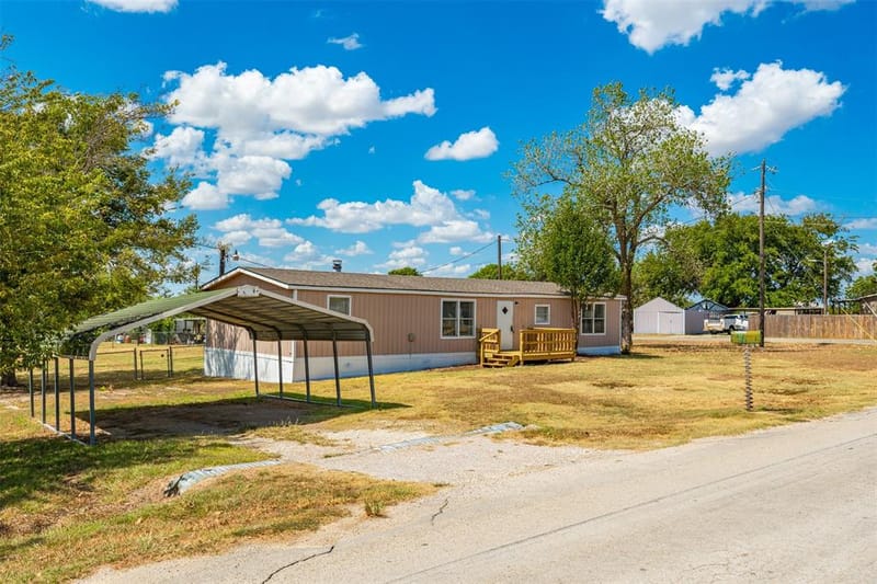 7205 Walden Drive, Joshua TX 76058 - Photo 3