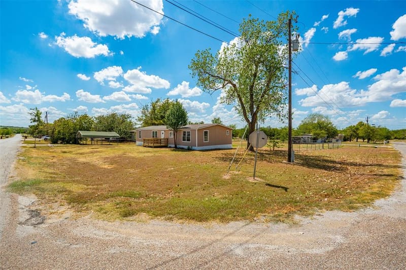 7205 Walden Drive, Joshua TX 76058 - Photo 25
