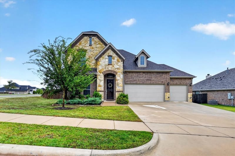 2613 Saint Lawrence Drive, Sherman TX 75092