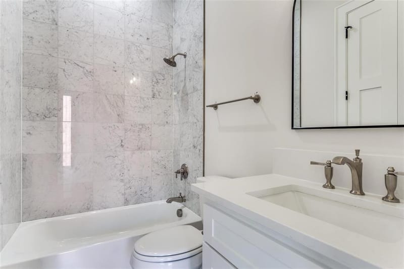 250 E Dallas Street # 112, Grapevine TX 76051 - Photo 21