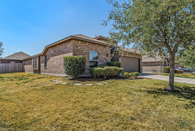 3005 Flowering Springs Drive, Forney TX 75126 - Photo 3