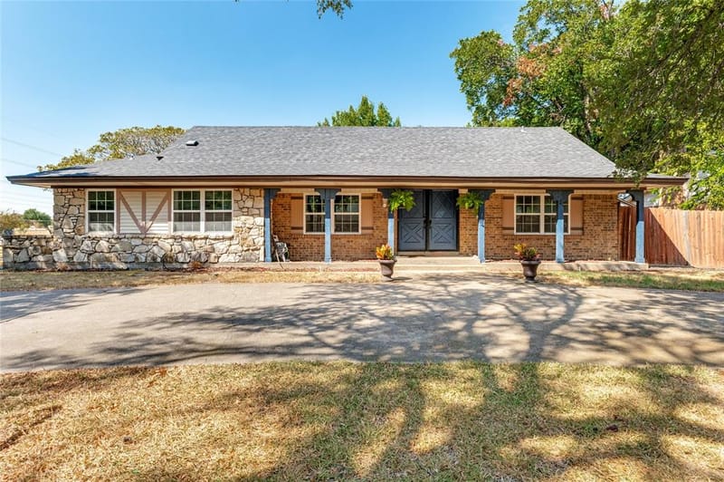 1301 Hillsdale Drive, Richardson TX 75081