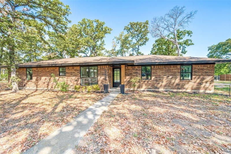204 Baseline Road, Krugerville TX 76227 - Photo 2