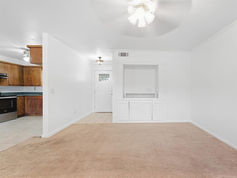 710 Parkridge Drive, Decatur TX 76234 - Photo 6