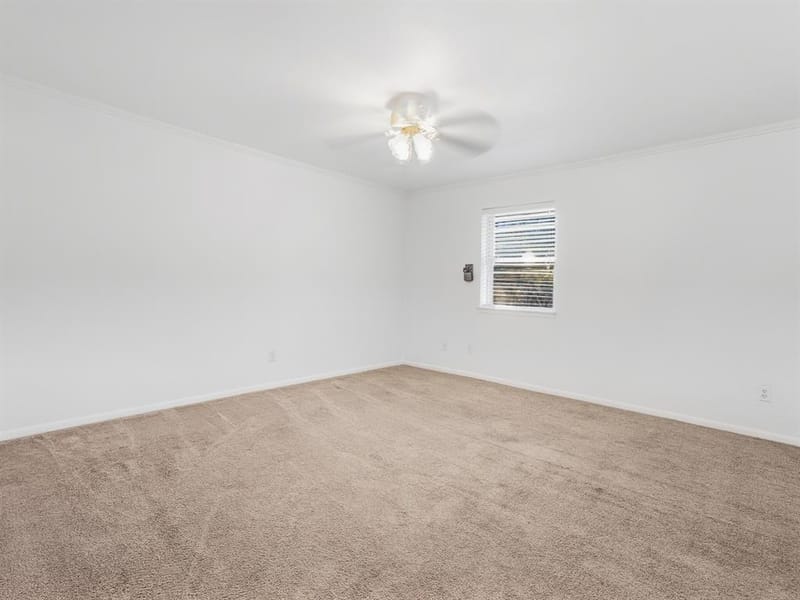 710 Parkridge Drive, Decatur TX 76234 - Photo 7