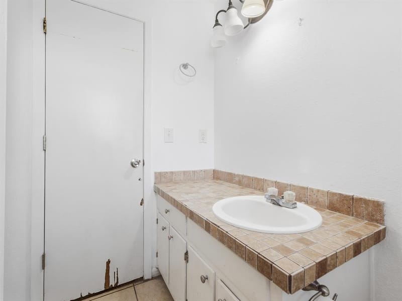 710 Parkridge Drive, Decatur TX 76234 - Photo 24