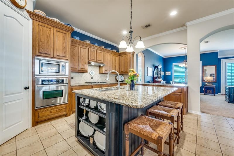 2644 Hannah Circle, Frisco TX 75033 - Photo 9