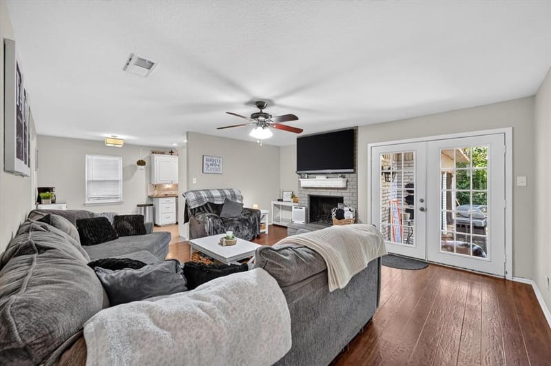 1505 Terrace Street, Arlington TX 76012 - Photo 7