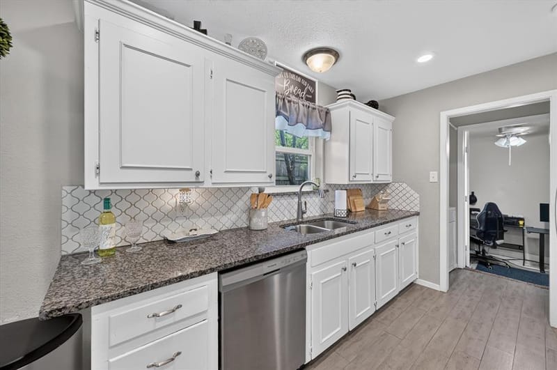 1505 Terrace Street, Arlington TX 76012 - Photo 10