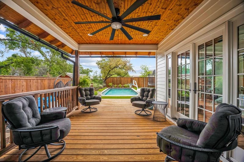 119 W Bluff Street, Granbury TX 76048 - Photo 27
