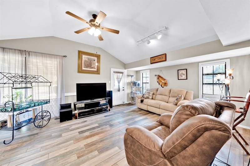1013 Texas Street, Sulphur Springs TX 75482 - Photo 26