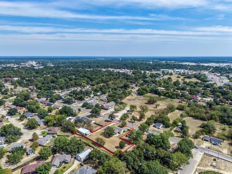 1013 Texas Street, Sulphur Springs TX 75482 - Photo 20