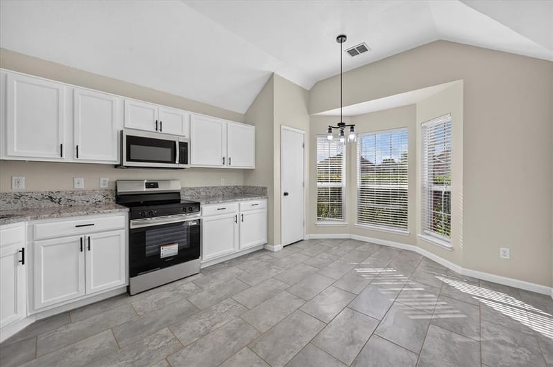 1113 Manhassett Court, Fort Worth TX 76140 - Photo 10