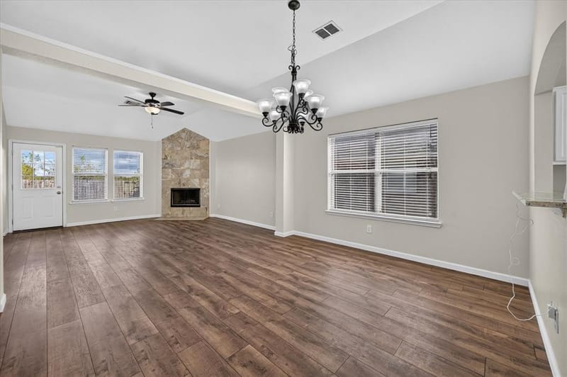 1113 Manhassett Court, Fort Worth TX 76140 - Photo 4