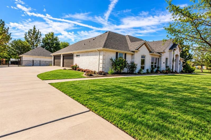 4000 Meadow View Circle, Kaufman TX 75142 - Photo 2
