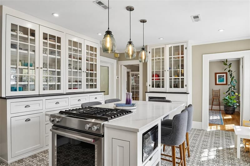 1023 W Oak Street, Denton TX 76201 - Photo 7