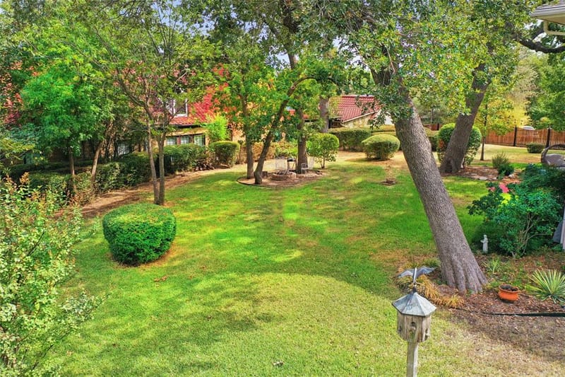 1023 W Oak Street, Denton TX 76201 - Photo 32
