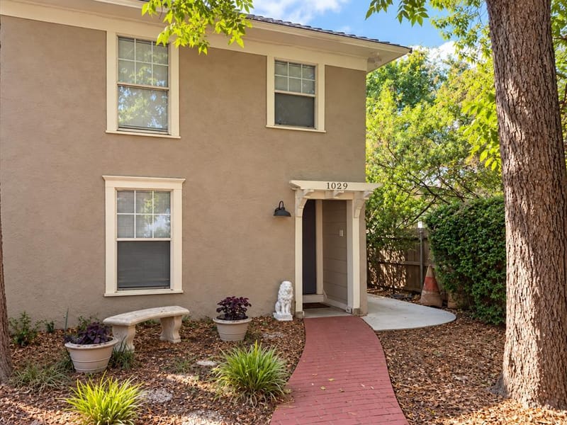 1023 W Oak Street, Denton TX 76201 - Photo 29