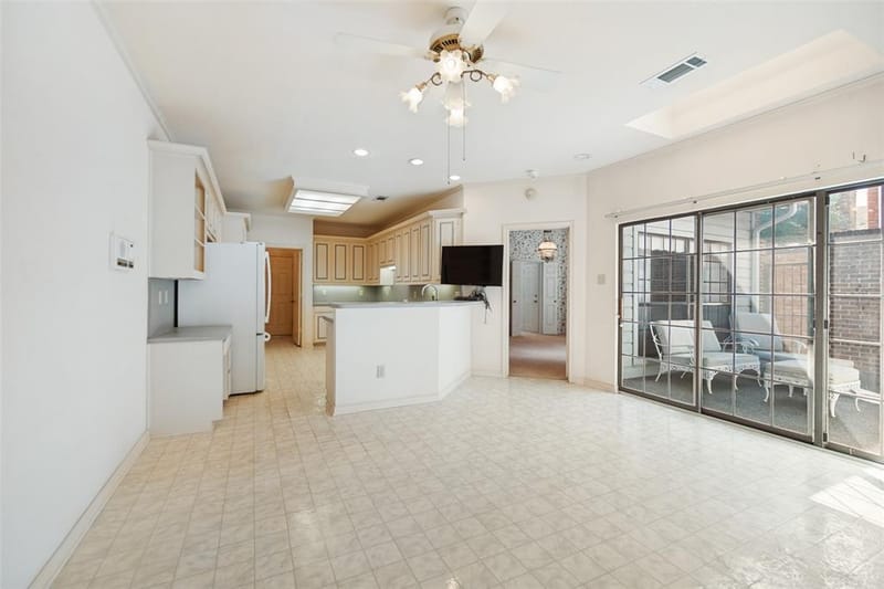 6928 Clearhaven Drive, Dallas TX 75248 - Photo 6