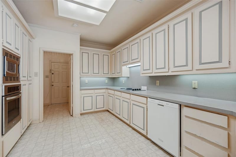 6928 Clearhaven Drive, Dallas TX 75248 - Photo 7