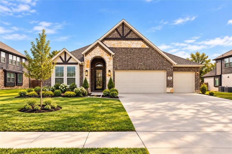 1719 Newport Lane, Cedar Hill TX 75104 - Photo 2