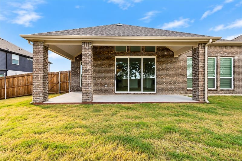 1719 Newport Lane, Cedar Hill TX 75104 - Photo 6