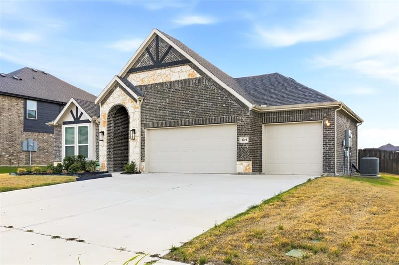 1719 Newport Lane, Cedar Hill TX 75104 - Photo 7