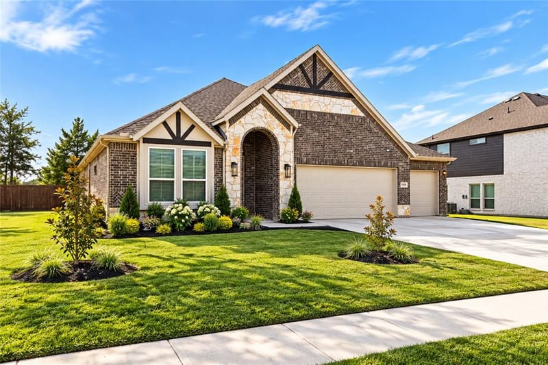 1719 Newport Lane, Cedar Hill TX 75104 - Photo 3
