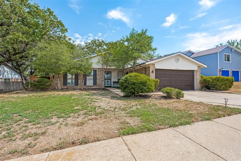 4237 Glen Springs Drive, Arlington TX 76016