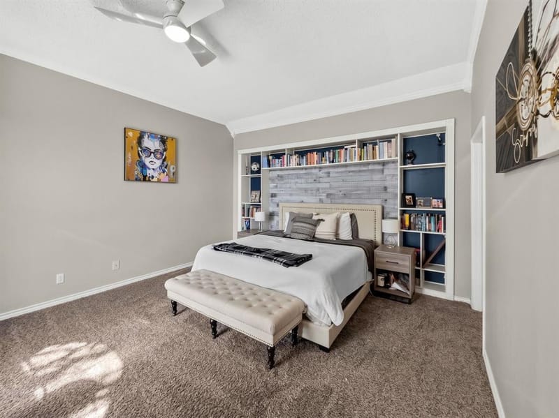 8304 Crystalwood Drive, Dallas TX 75249 - Photo 26