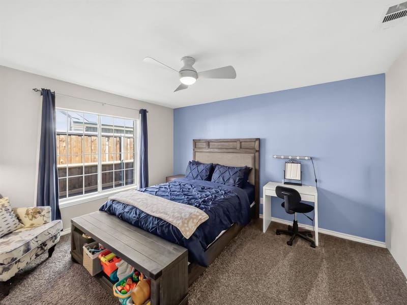 8304 Crystalwood Drive, Dallas TX 75249 - Photo 20