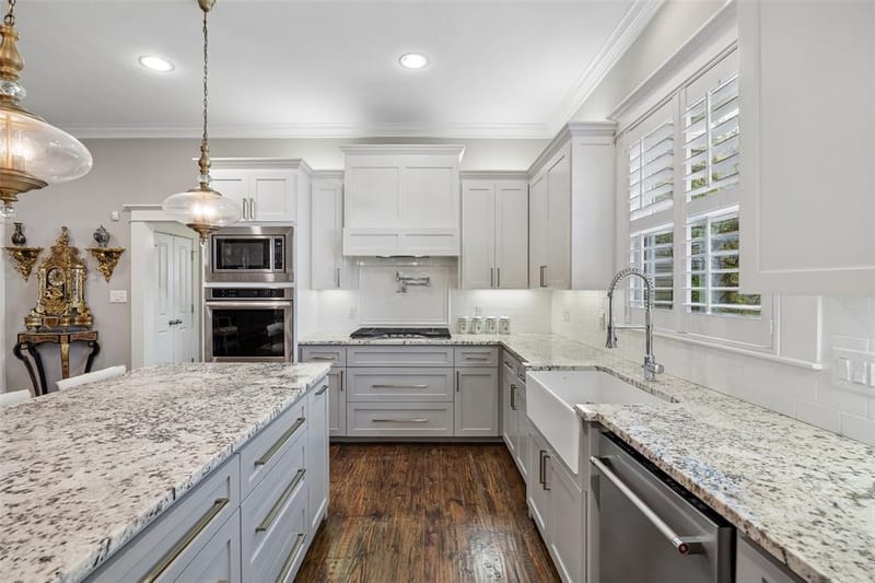 335 S Windomere Avenue, Dallas TX 75208 - Photo 13