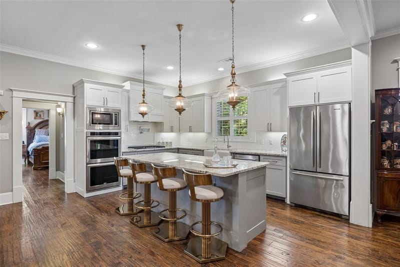 335 S Windomere Avenue, Dallas TX 75208 - Photo 11