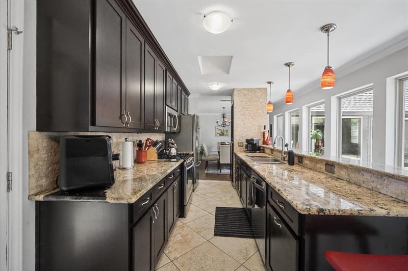 3220 Bandolino Lane, Plano TX 75075 - Photo 10