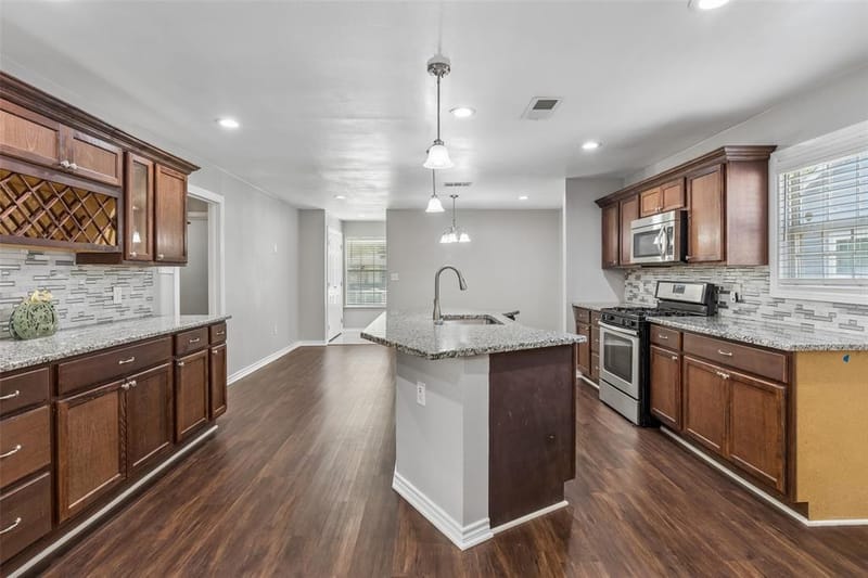 4227 Shelley Boulevard, Dallas TX 75211 - Photo 6