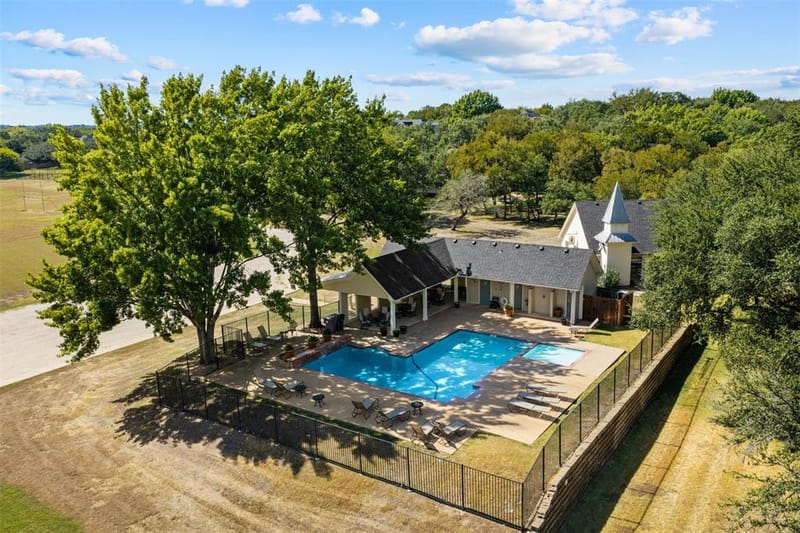 235 Settlers Creek Trail, Woodway TX 76712 - Photo 6