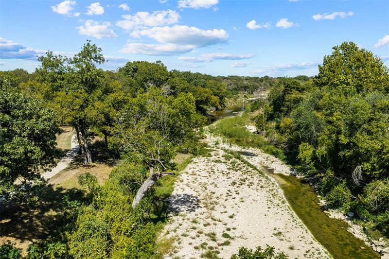 235 Settlers Creek Trail, Woodway TX 76712 - Photo 9