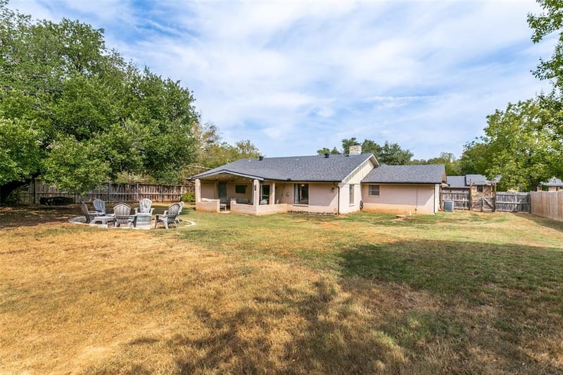 5474 Valley Drive, Fort Worth TX 76140 - Photo 28