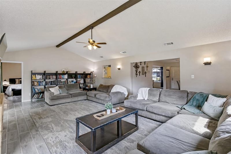 5474 Valley Drive, Fort Worth TX 76140 - Photo 8