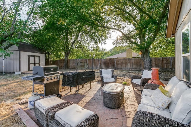 904 Dewey Scott Street, Benbrook TX 76126 - Photo 23