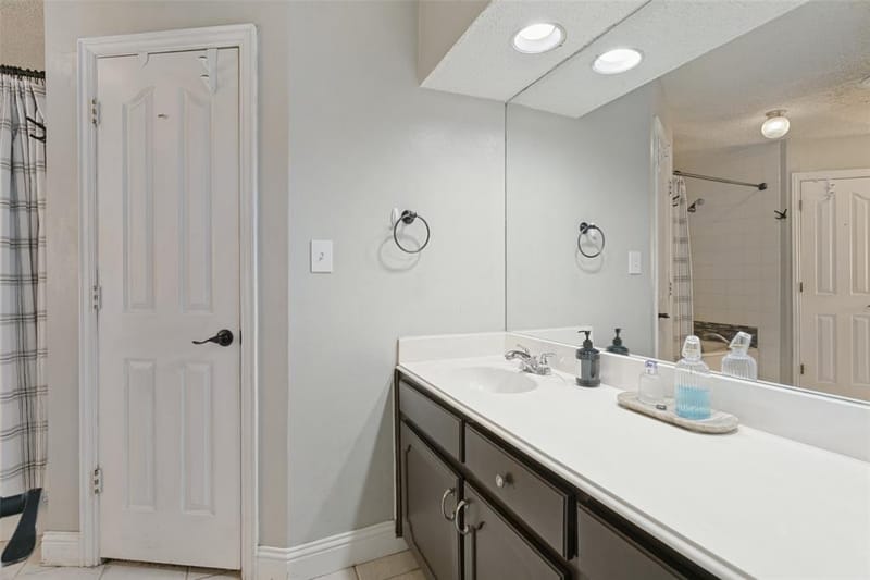 904 Dewey Scott Street, Benbrook TX 76126 - Photo 17