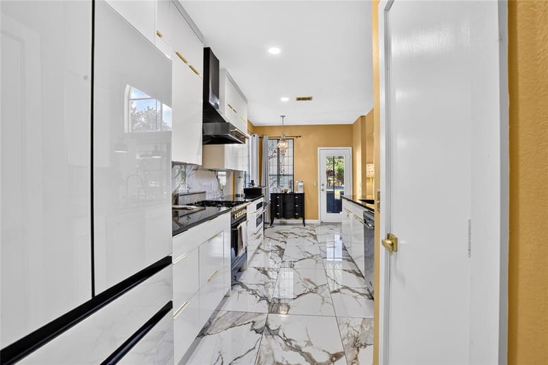 3717 Balsam Fir Drive, Garland TX 75043 - Photo 6