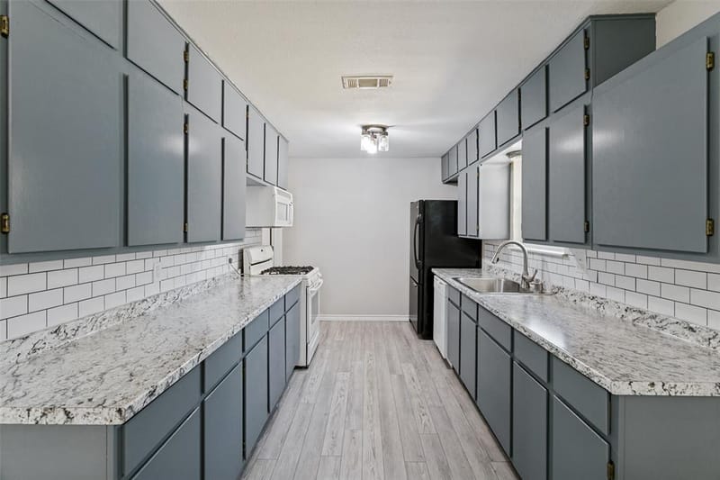 336 Saddle Trail, Saginaw TX 76179 - Photo 8