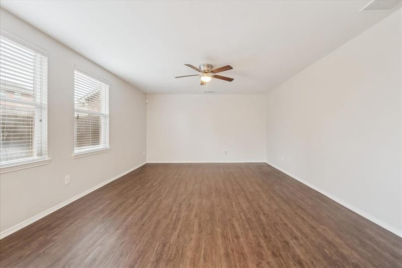 10664 Midway Drive, Frisco TX 75035 - Photo 13