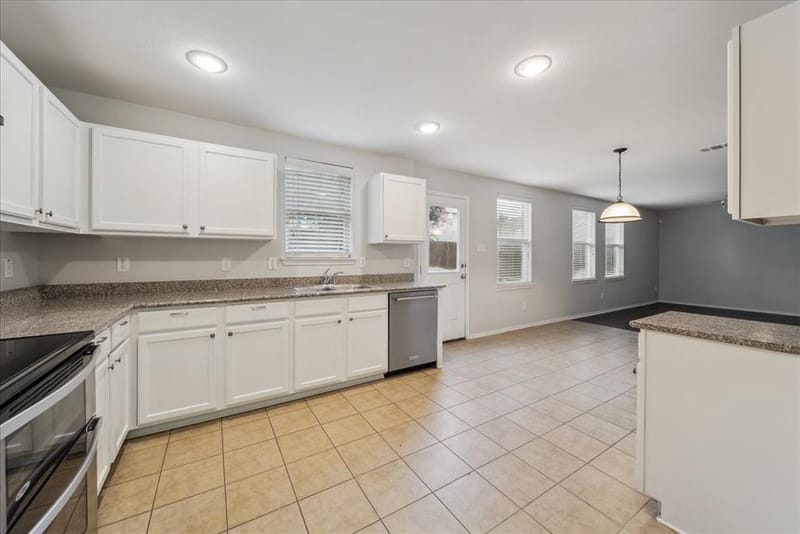 10664 Midway Drive, Frisco TX 75035 - Photo 10