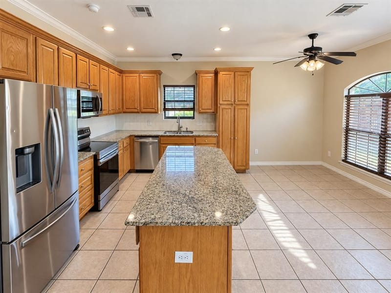 221 Gurley Lane, Waco TX 76706 - Photo 7