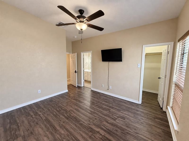 221 Gurley Lane, Waco TX 76706 - Photo 14